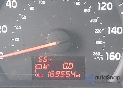 2015 Kia Sorento Lx z USA, uszkodzony, nr VIN 5XYKTCA61FG607757